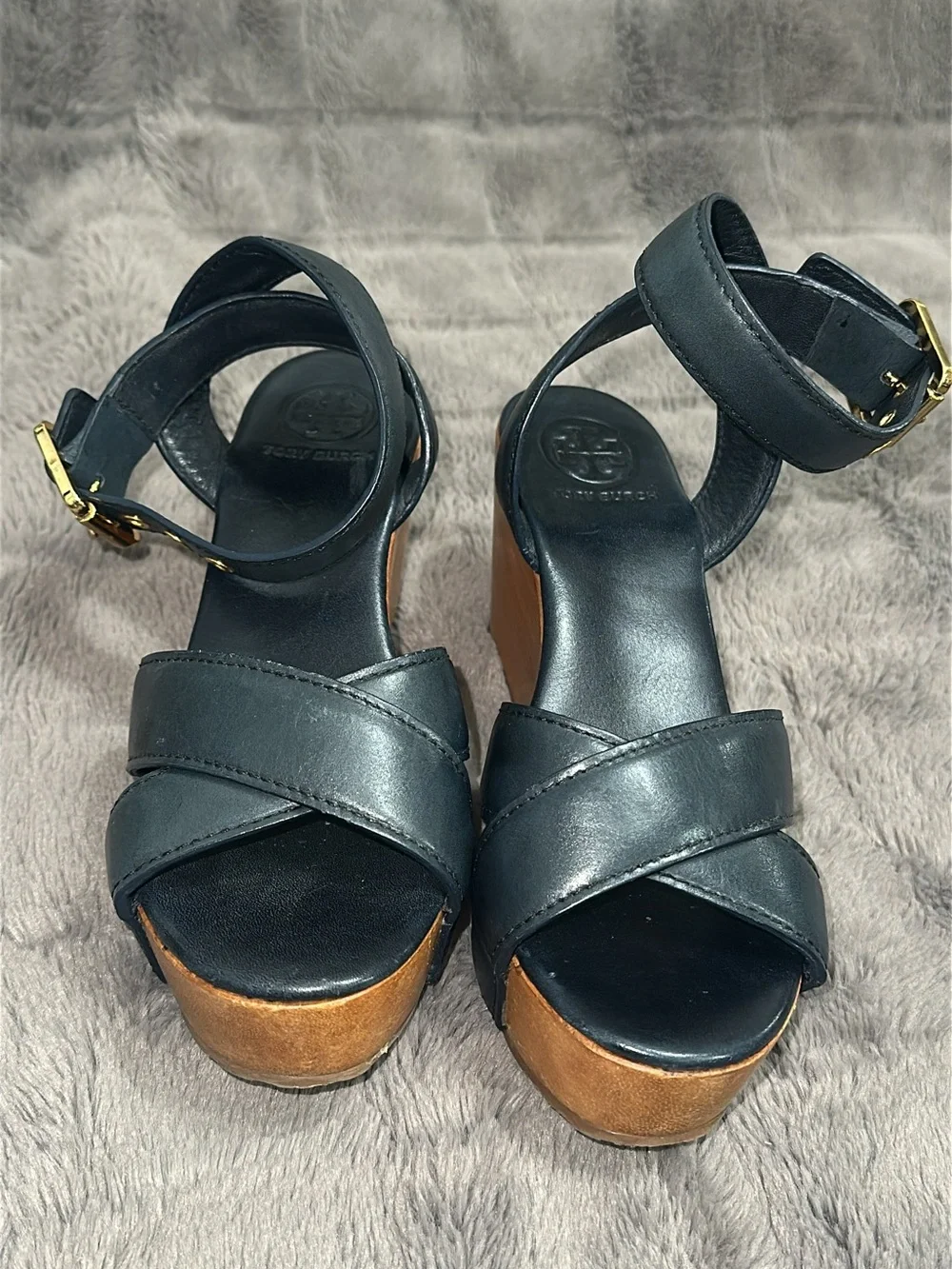 Tory Burch Almita Camel Navy Leather Wedge Sandal Platform. (Shoe14)